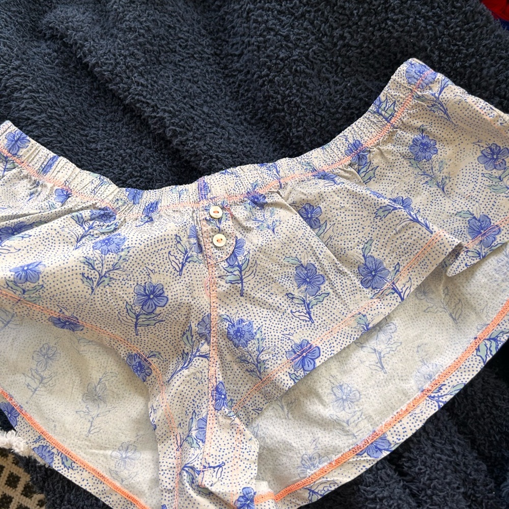 FREE PEOPLE / L / BRAND NEW - no more on line / DELICIOUS !!! real L